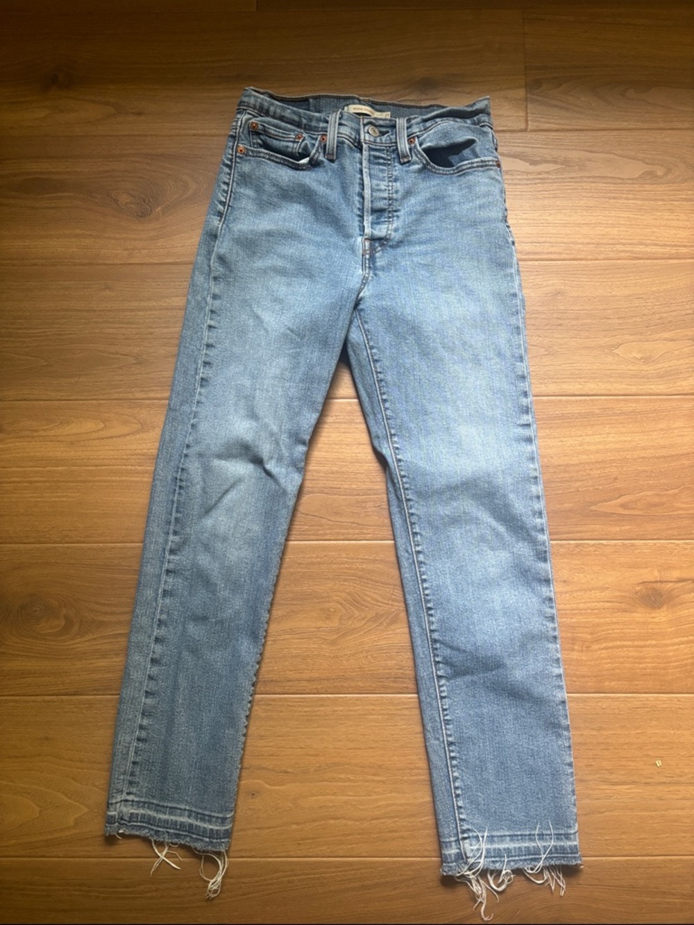 Levi’s Wedgie Straight